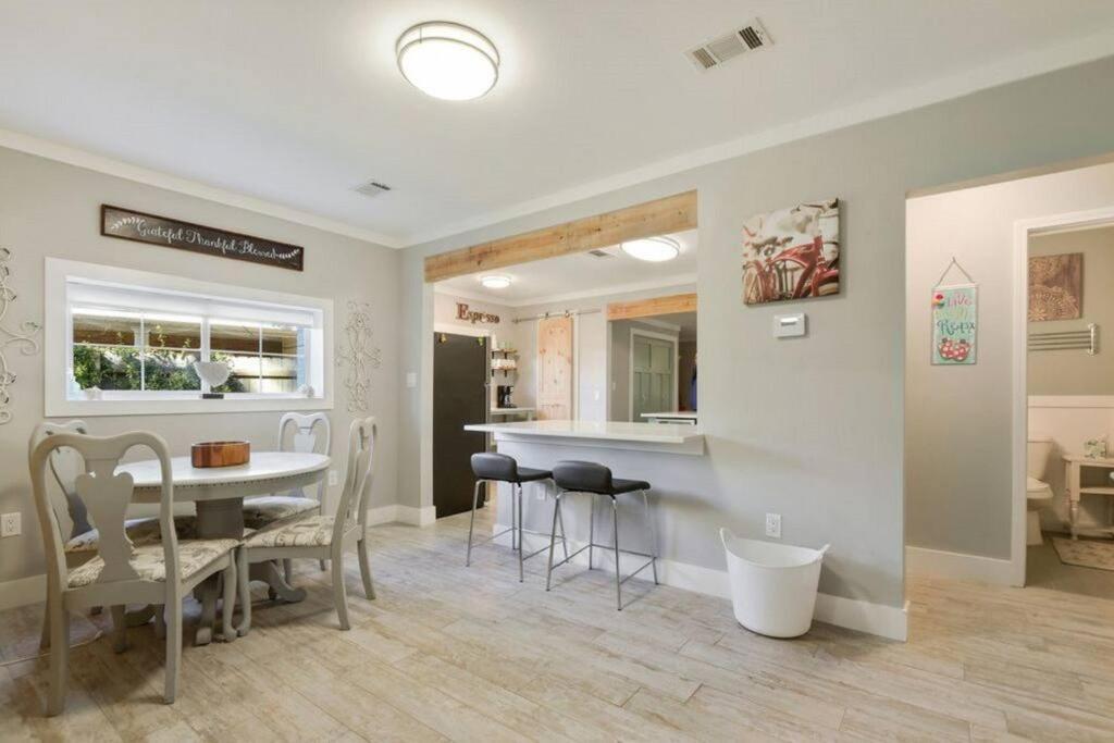 Shady Oaks Beach House With Beautiful Ocean Views! 걸프포트 외부 사진