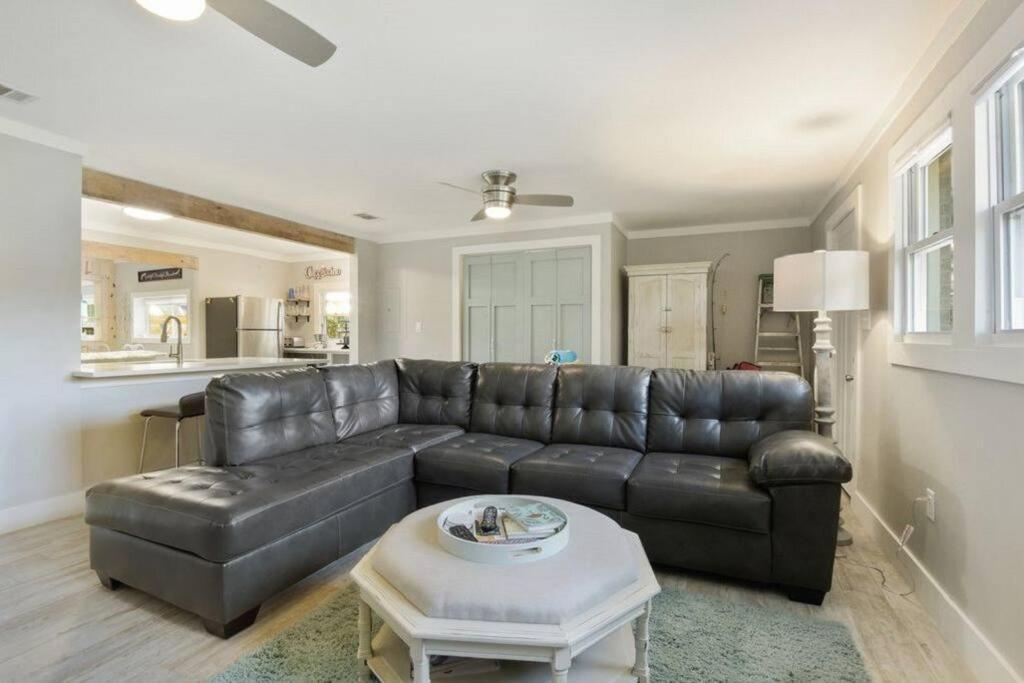 Shady Oaks Beach House With Beautiful Ocean Views! 걸프포트 외부 사진